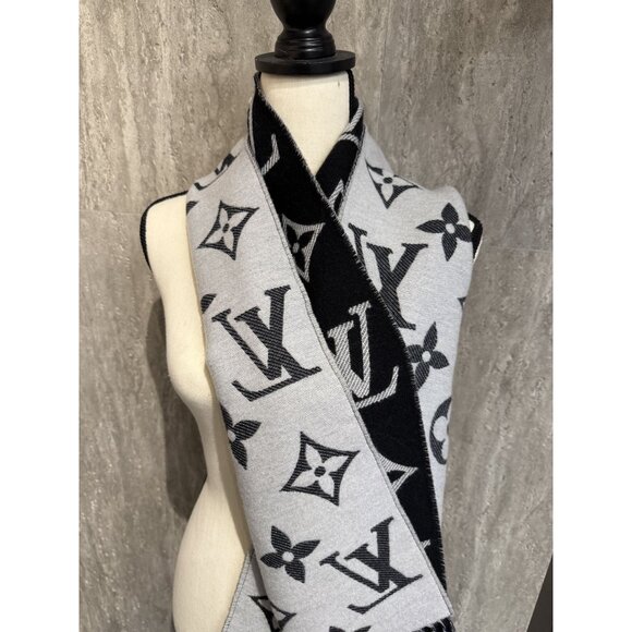 Louis Vuitton Monogram Wool Scarf Black & Gray Reversible Made In Italy - Picture 1 of 9